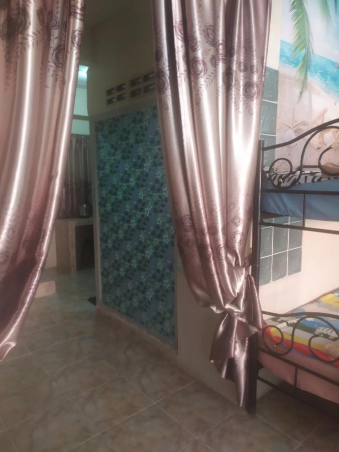 Sv. House Hotel Jomtien Beach Exterior photo